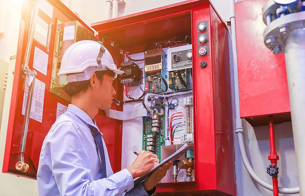 Interventoría en la implementación de sistemas de seguridad electrónica, baja tensión, IT e Infraestructura